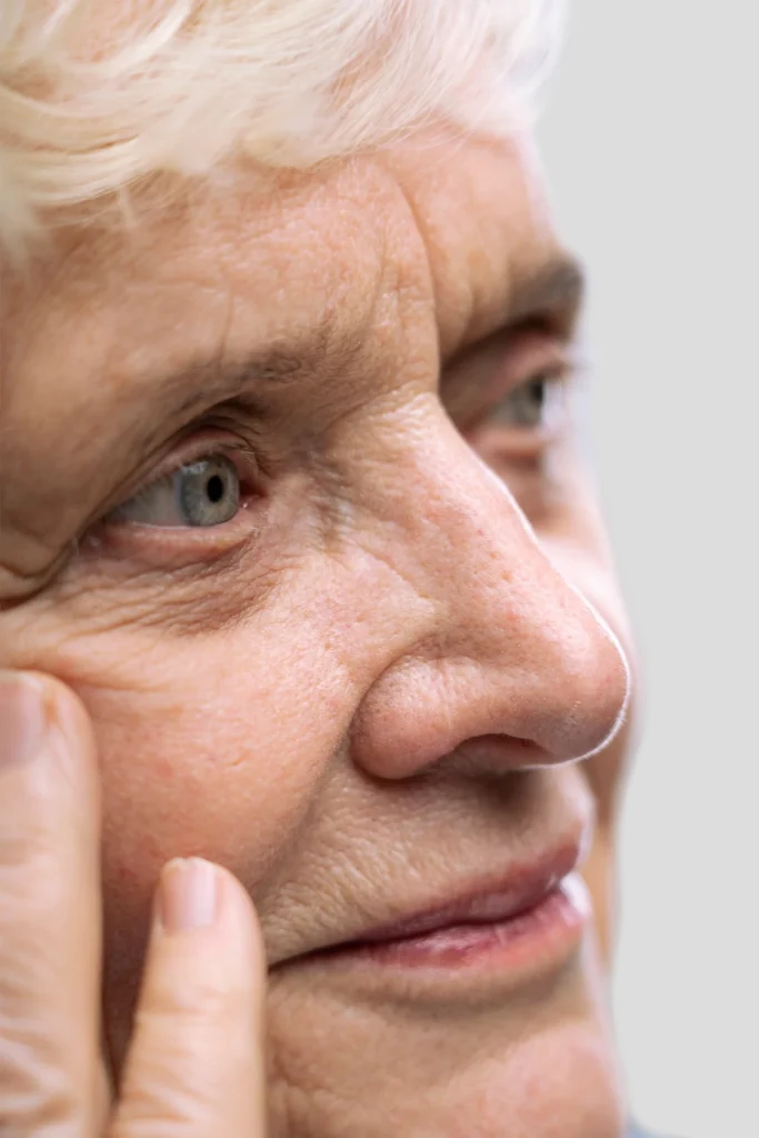 cataract - coqt